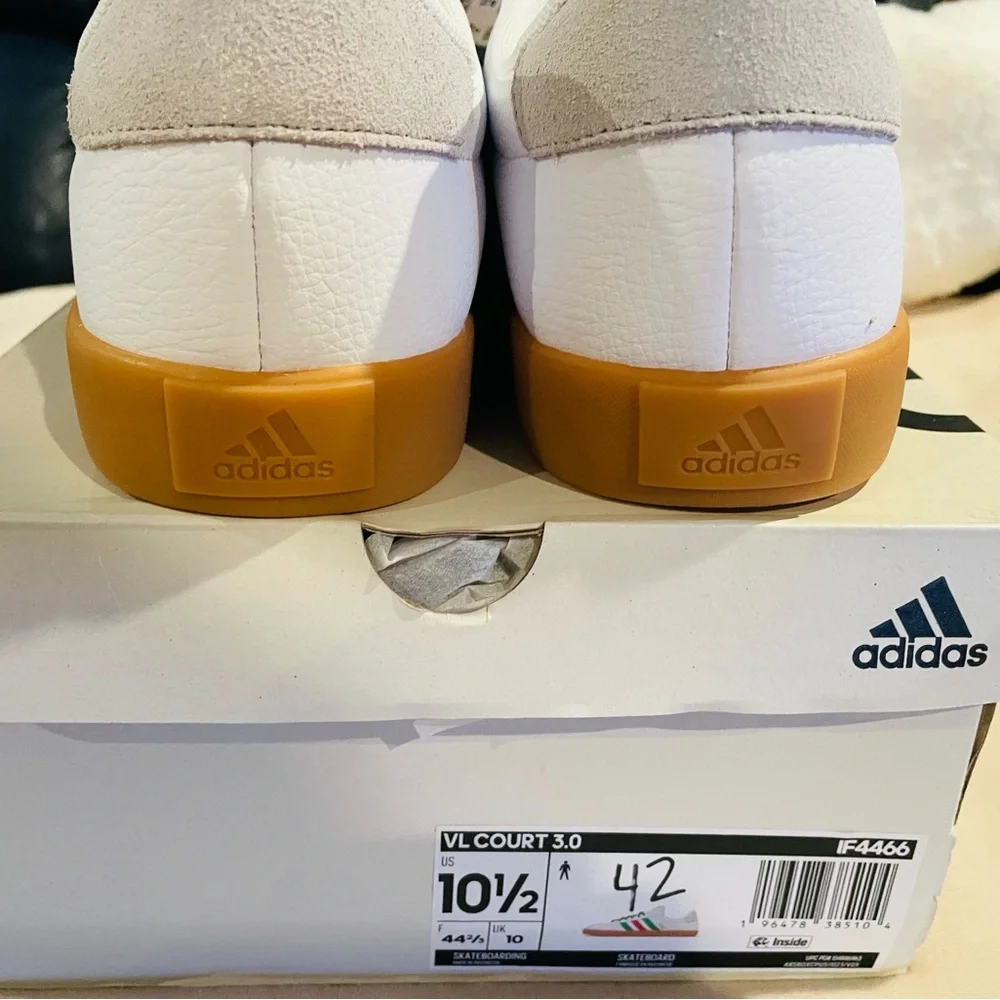 Adidas VL Court 3.0 White Sneakers with Green and Red Accents 10.5M - Picture 8 of 9